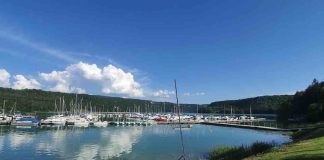 Plage de la Mercantine : pourquoi visiter ce joyau du Jura ? plage de la mercantine
